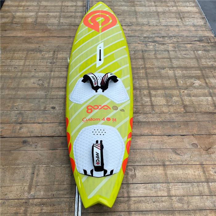 planche-windsurf-goya-custom-4-pro-84l-occasion-c