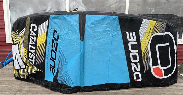 occasion-aile-de-kitesurf-ozone-catalyst-6m-2015